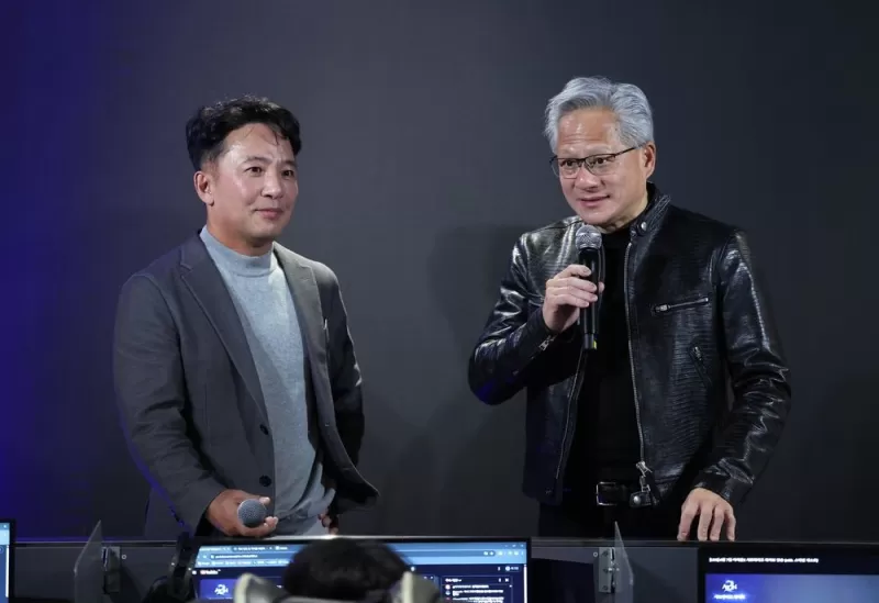 黄仁勋拜访 NC、T1 Faker、KRAFTON 以推廣 RTX Spark　展示《余烬重生之都》等新作-switch游戏下载社区