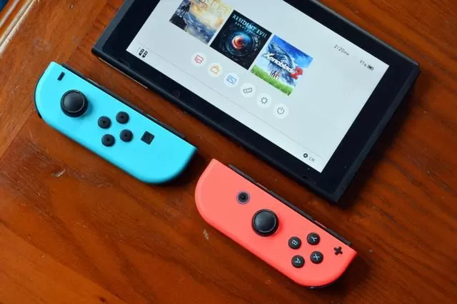Switch二代与一代全面对比，升级不止一点点，值不值得等？-switch游戏下载社区