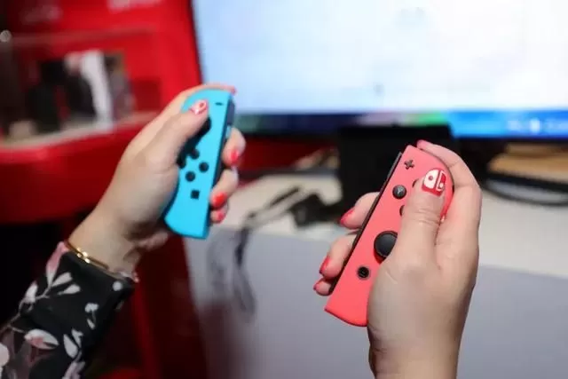 游戏机变亲子神器,一台Switch如何改变家庭的冷场周末?-switch游戏下载社区 游戏机变亲子神器,一台Switch如何改变家庭的冷场周末?-switch游戏下载社区
